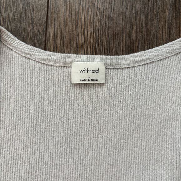 ARITZIA Wilfred Button Front Ribbed Knit Crop Top - Picture 7 of 11